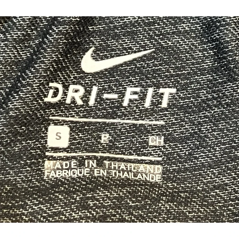 Nike Dri-Fit Attack Shorts Womens Small Running Training Walking Heather Gray